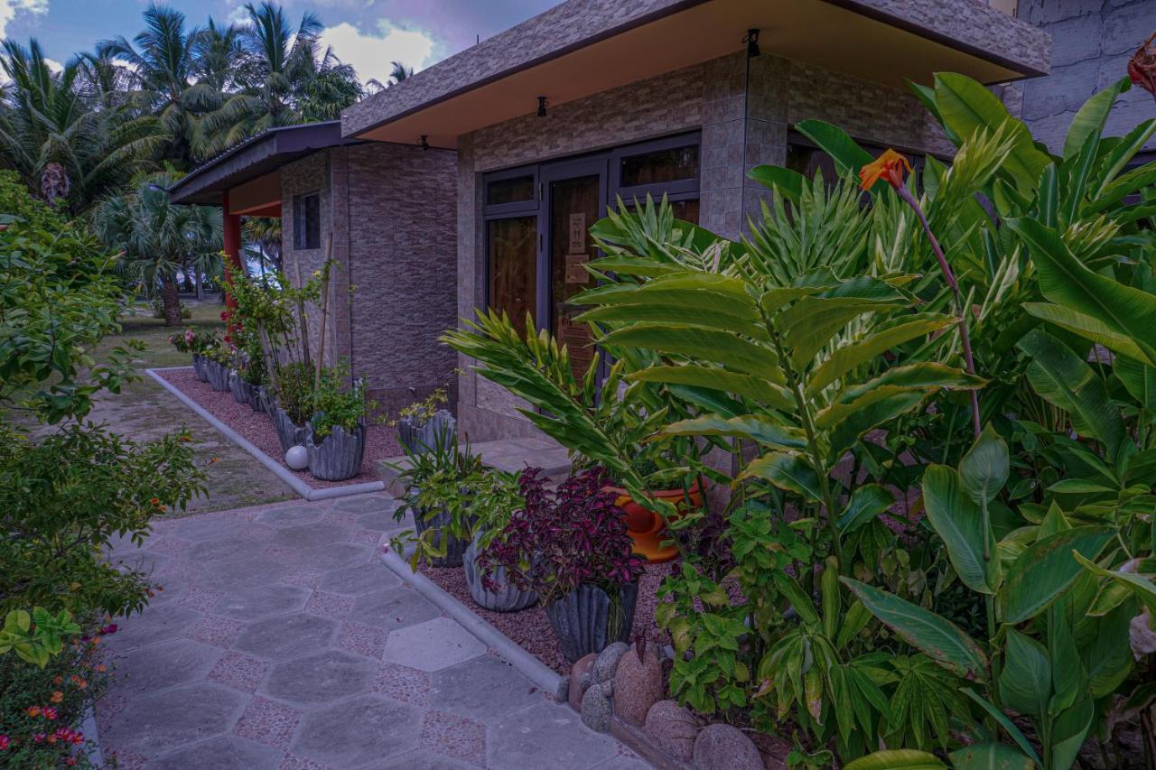 Anse Kerlan Beach Chalets Esterno foto