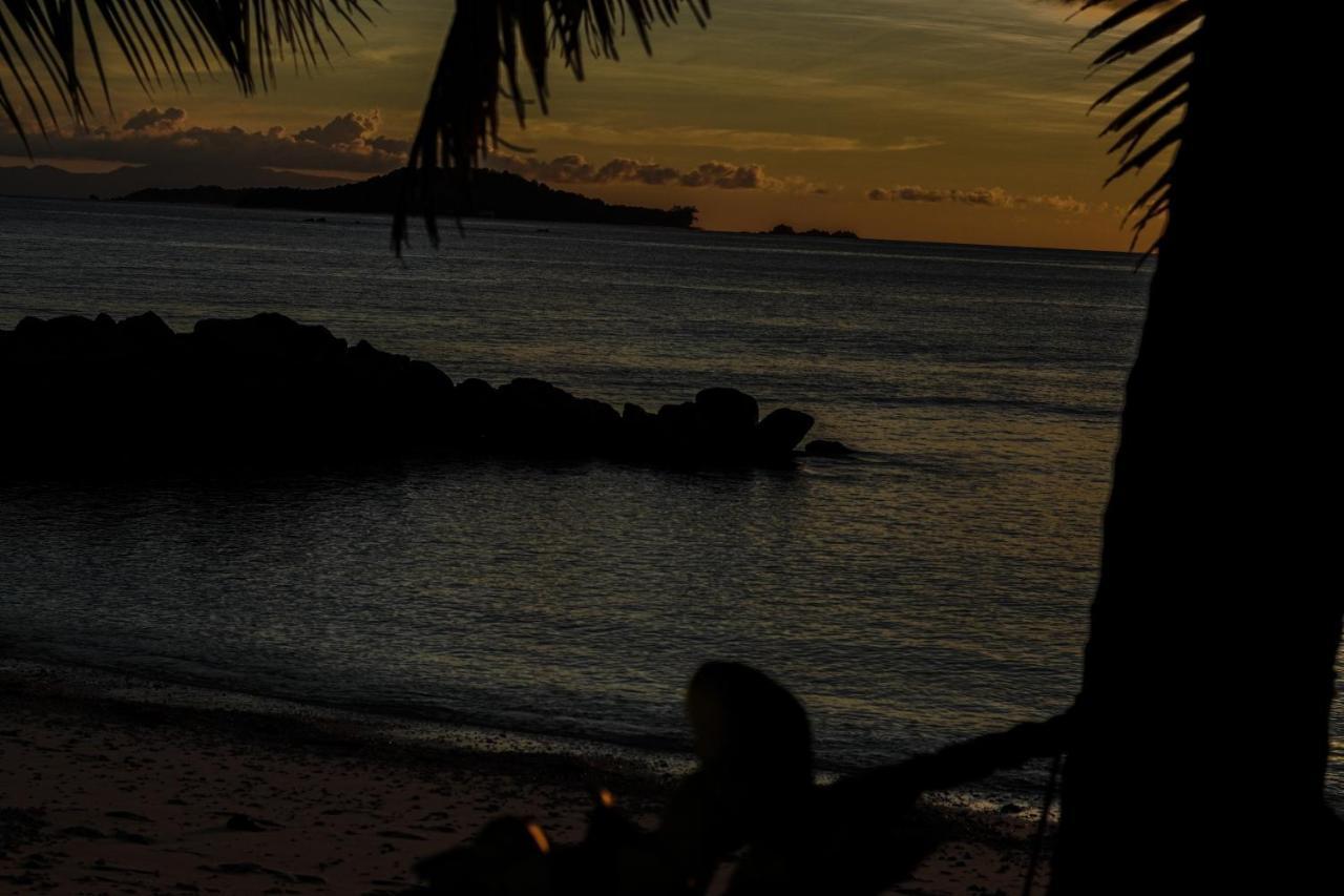 Anse Kerlan Beach Chalets Esterno foto