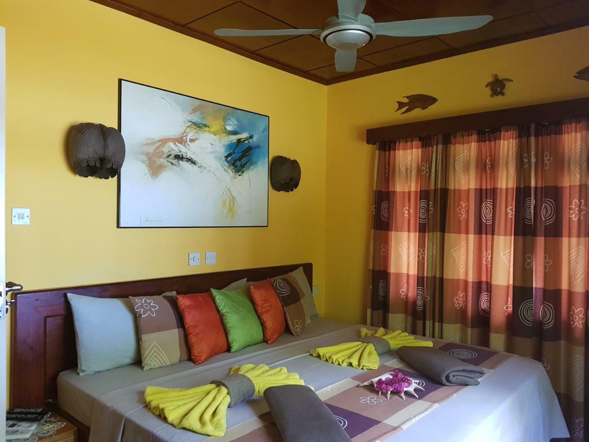 Anse Kerlan Beach Chalets Esterno foto